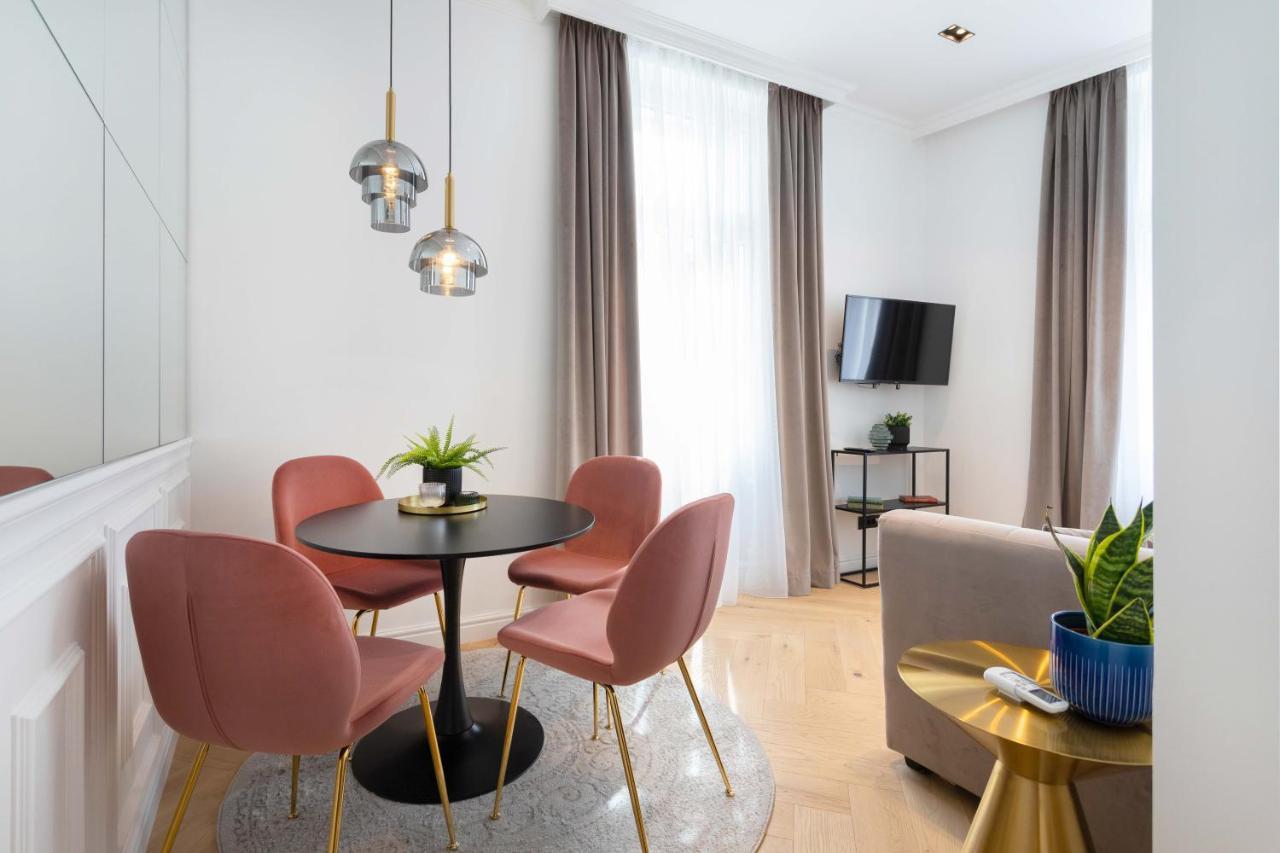 Pierrot & Pierrette Gajeva 6 Apartman Zágráb Kültér fotó